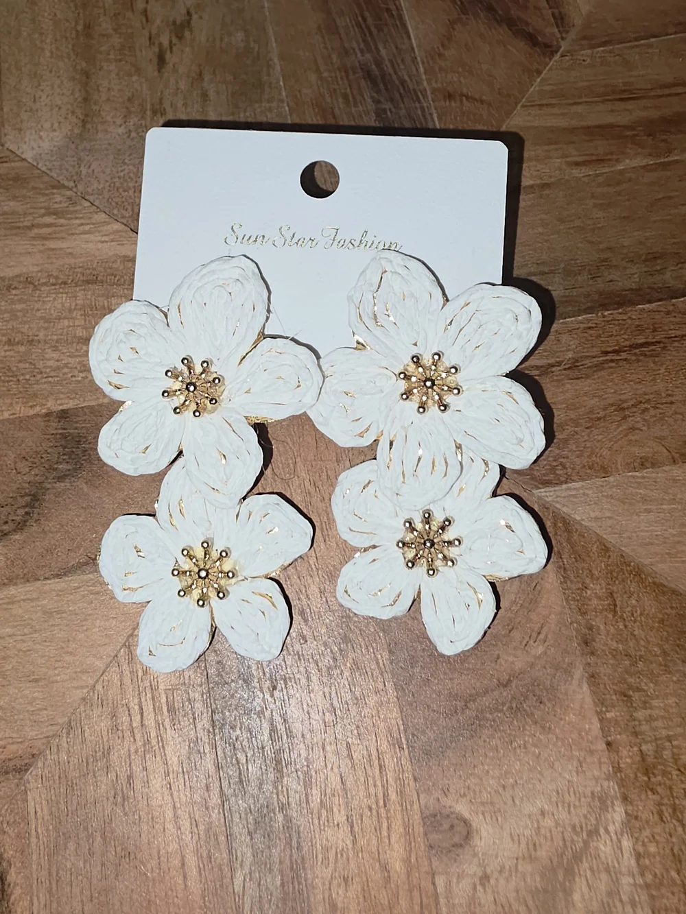 White Floral Drop Rafia Earrings With Gold-Tone Metal Accents, NWT